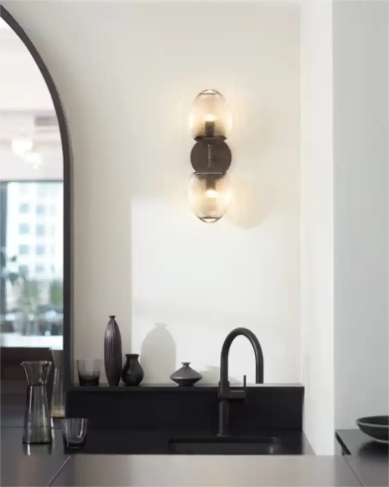 Decorators White - Aura Interior eggshell - Benjamin Moore